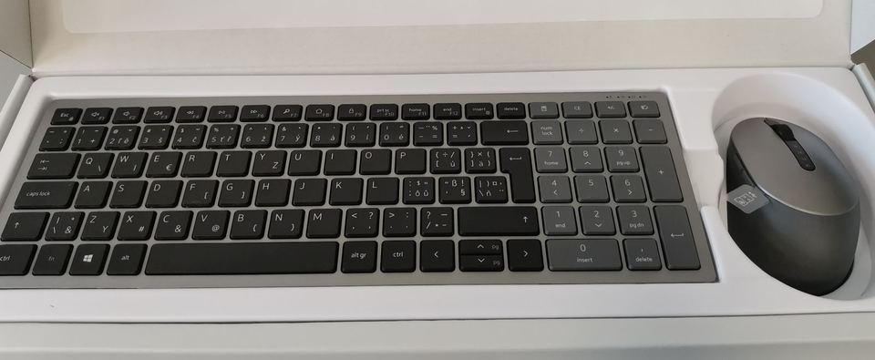 Dell Multi-Device Wireless Combo KM7120W CZ/ SK - Titan Gray - SET bezdrôtovej klávesnice a myši